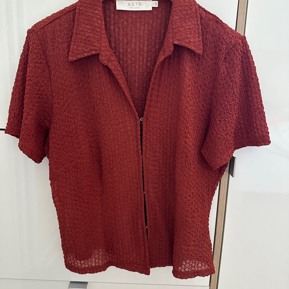 Astr Red Ribbed Button Down Blouse - Picture 2 of 5